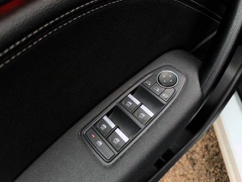 Renault Captur 1.6 E-TECH 117KW TECHNO PLUG IN 5P