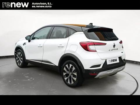 Renault Captur 1.6 E-TECH 117KW TECHNO PLUG IN 5P