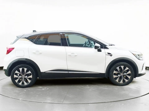 Renault Captur 1.6 E-TECH 117KW TECHNO PLUG IN 5P