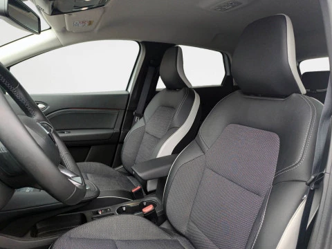 Renault Captur 1.6 E-TECH 117KW TECHNO PLUG IN 5P