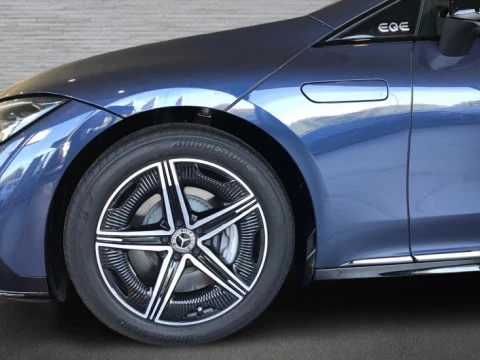 Mercedes-Benz EQE  350