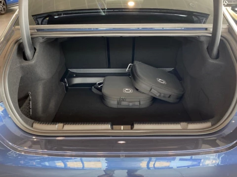 Mercedes-Benz EQE  350