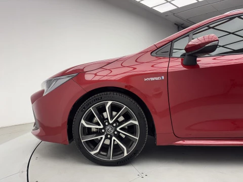 Toyota Corolla 2.0 180H FEEL! E-CVT TOURING SPORT