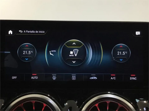 Mercedes-Benz GLA 200 D