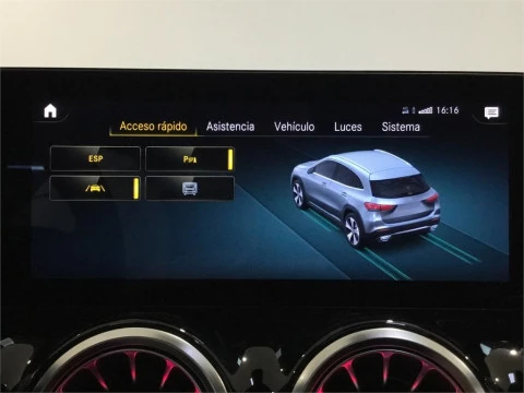 Mercedes-Benz GLA 200 D