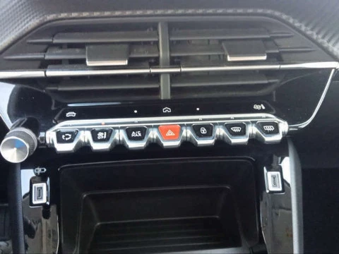 Peugeot 208 PureTech 100 Active 75 kW (100 CV)