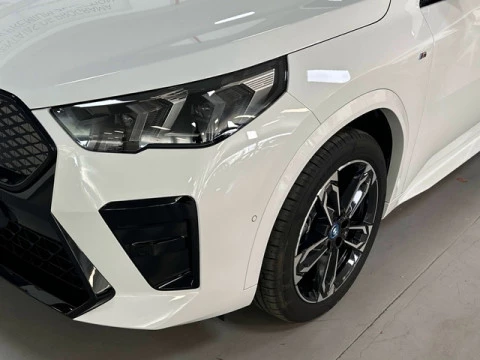 BMW iX2 eDrive20 150 kW (204 CV)