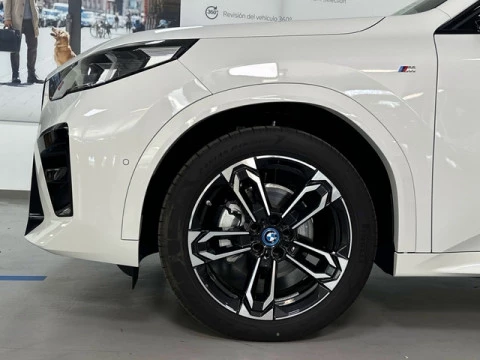 BMW iX2 eDrive20 150 kW (204 CV)