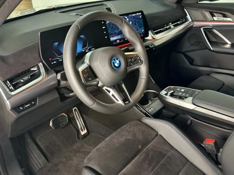 BMW iX2 eDrive20 150 kW (204 CV)