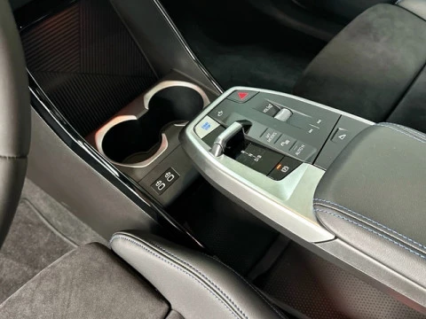 BMW iX2 eDrive20 150 kW (204 CV)