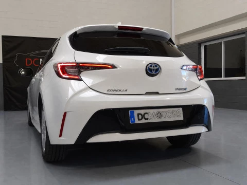 Toyota Corolla 1.8 125H ACTIVE TECH E-CVT