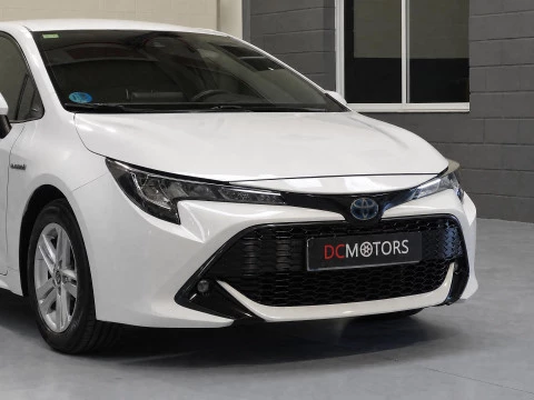 Toyota Corolla 1.8 125H ACTIVE TECH E-CVT