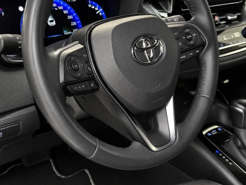 Toyota Corolla 1.8 125H ACTIVE TECH E-CVT