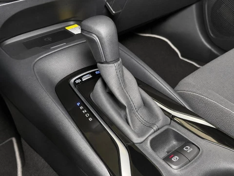 Toyota Corolla 1.8 125H ACTIVE TECH E-CVT