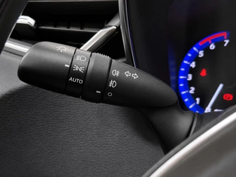 Toyota Corolla 1.8 125H ACTIVE TECH E-CVT