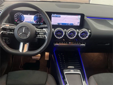 Mercedes-Benz GLA 200 d