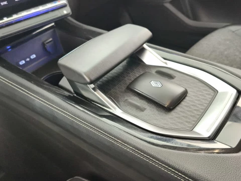 Renault Espace TECHNO E-TECH FULL HYBRID 200CV