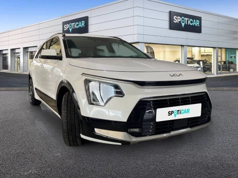 Kia Niro 1.6 GDi HEV 104kW (141CV) Drive