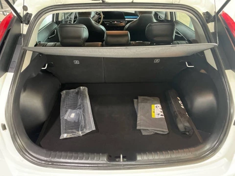 Kia Niro 1.6 GDi HEV 104kW (141CV) Drive