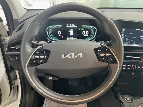 Kia Niro 1.6 GDi HEV 104kW (141CV) Drive