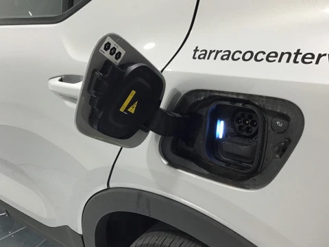 Volvo XC40 Recharge Eléctrico Core Auto