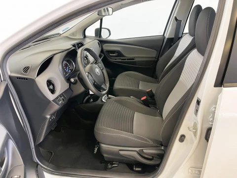 Toyota Yaris 1.5 100H Active