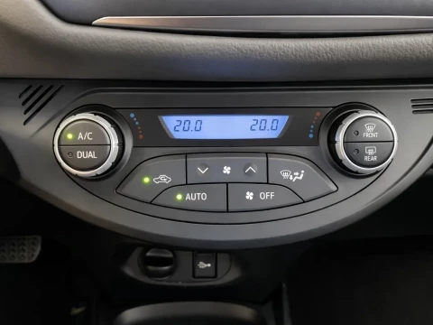 Toyota Yaris 1.5 100H Active