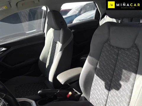 Audi A1 Sportback Adrenalin edition 30 TFSI 81 kW (110 CV) S tronic