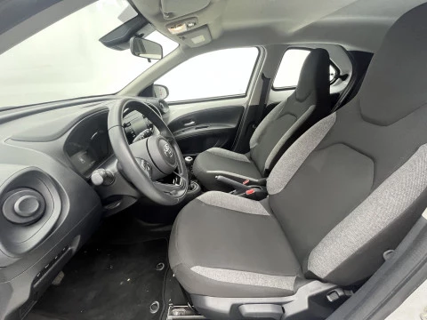 Toyota Aygo X Cross 1.0 VVT-I 72CV Play