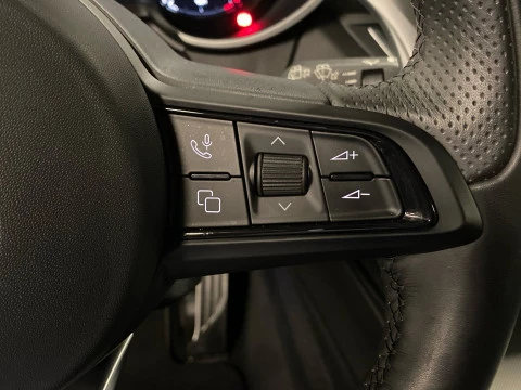 Alfa Romeo Stelvio 2.2 Diésel 154kW Tributo Italiano Q4