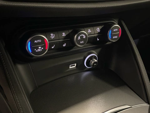 Alfa Romeo Stelvio 2.2 Diésel 154kW Tributo Italiano Q4