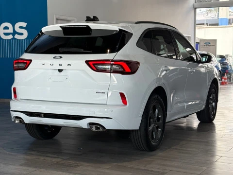 Ford Kuga ST-Line 2.5 Duratec FHEV 132kW Auto