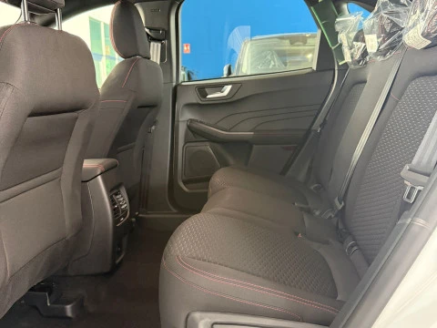 Ford Kuga ST-Line 2.5 Duratec FHEV 132kW Auto