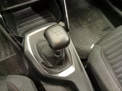 Peugeot 208 BlueHDi 73kW (100CV) Active