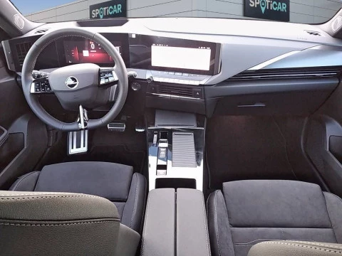 Opel Astra Electric 54kWh GS Auto