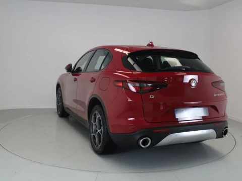 Alfa Romeo Stelvio 2.0 TURBO 148KW SPRINT AUTO 4WD 200 5P
