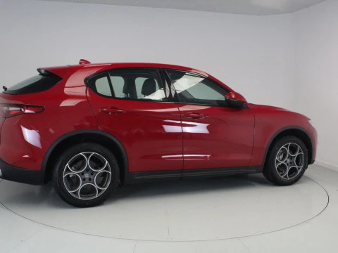 Alfa Romeo Stelvio 2.0 TURBO 148KW SPRINT AUTO 4WD 200 5P