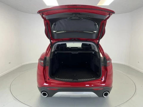 Alfa Romeo Stelvio 2.0 TURBO 148KW SPRINT AUTO 4WD 200 5P