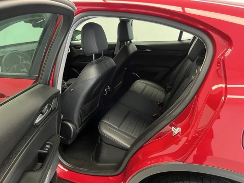 Alfa Romeo Stelvio 2.0 TURBO 148KW SPRINT AUTO 4WD 200 5P
