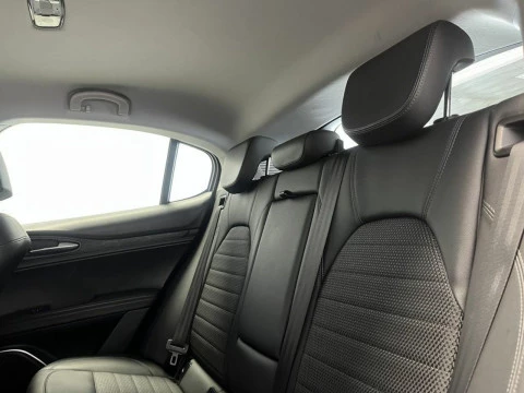 Alfa Romeo Stelvio 2.0 TURBO 148KW SPRINT AUTO 4WD 200 5P
