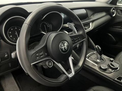 Alfa Romeo Stelvio 2.0 TURBO 148KW SPRINT AUTO 4WD 200 5P