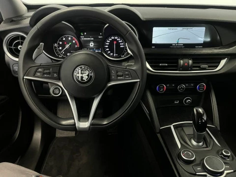 Alfa Romeo Stelvio 2.0 TURBO 148KW SPRINT AUTO 4WD 200 5P