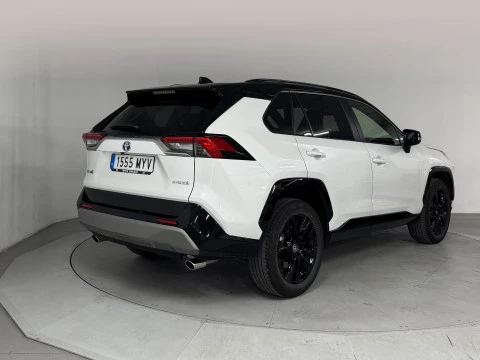 Toyota Rav4 220H e-CVT 4x2 Style