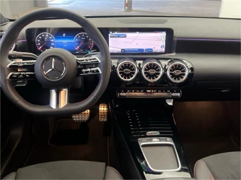 Mercedes-Benz Clase A 180 Berlina