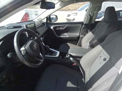Toyota Rav4 2.5l 220H Advance