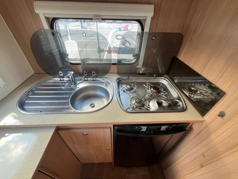 BURSTNER IXEO IXEO TIME IT 585