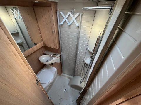 BURSTNER IXEO IXEO TIME IT 585