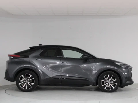 Toyota C-HR 2.0 220PH Advance