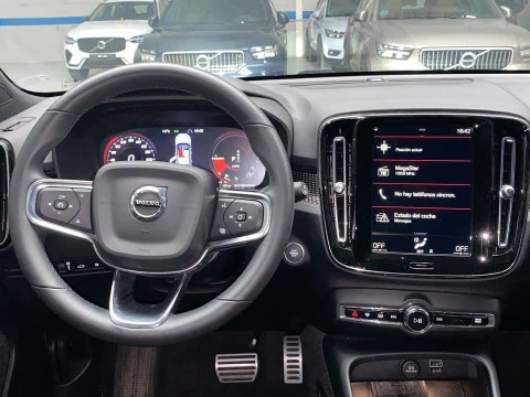 Volvo XC40 1.5 T4 RECHARGE R-DESIGN DCT 5P