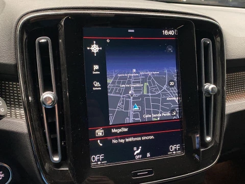 Volvo XC40 1.5 T4 RECHARGE R-DESIGN DCT 5P